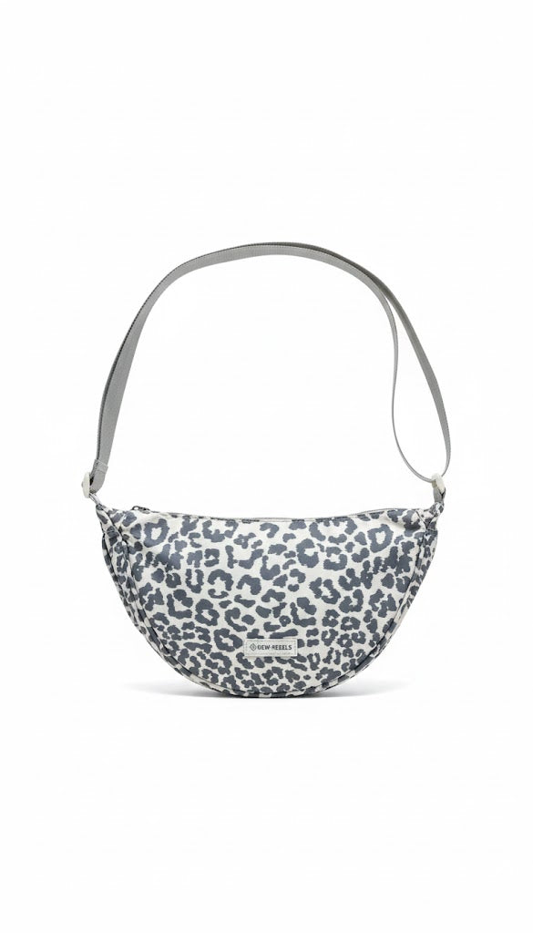 New Rebels Moonbag „Stay Wild" – Crossbody-Tasche mit Leopard-Print beige, Nylon, 32 × 16 cm