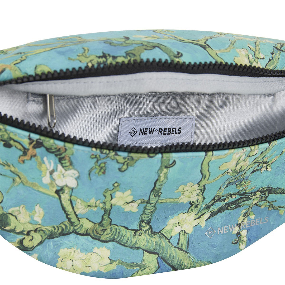New Rebels Brooklyn Waistbag – Bauchtasche Van Gogh Mandelbaumzweige, wasserabweisend & leicht