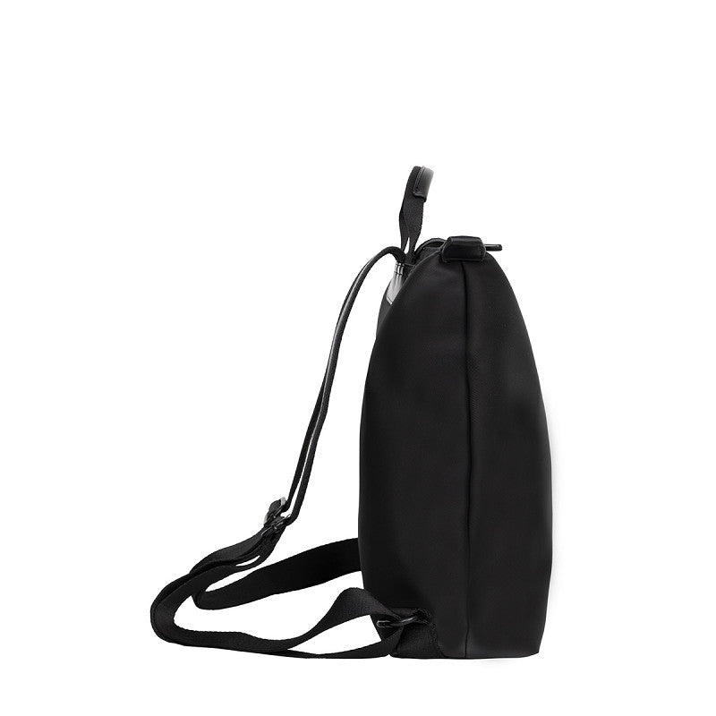 Justified Bags Rucksack „Edda“ – Schwarzer Cityrucksack aus Nylon, wasserabweisend, modern & funktional