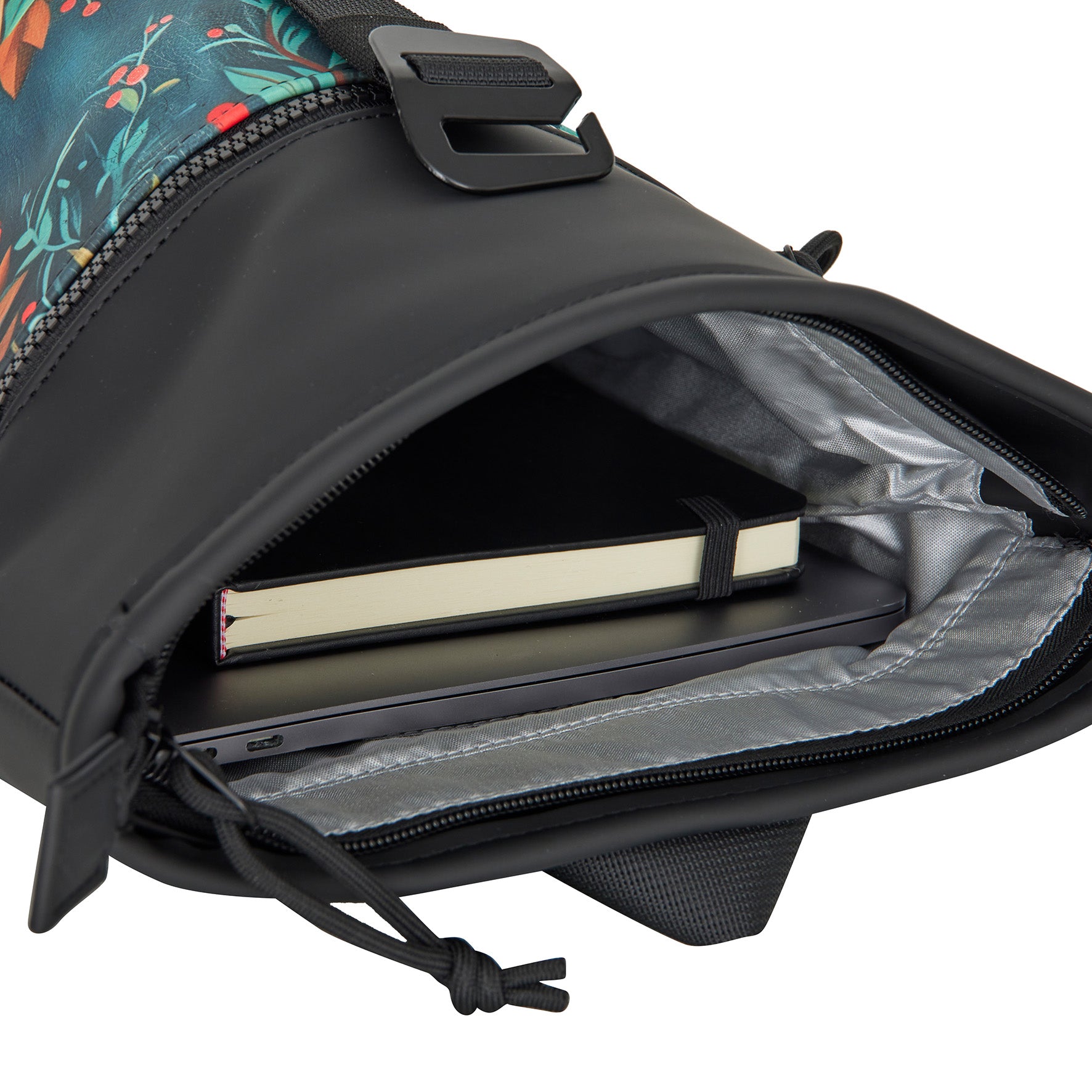 New Rebels Cityrucksack mit Katzenmotiv – Wasserabweisender Rolltop Rucksack für Damen & Herren – Stylischer Daypack mit Blumen-Design