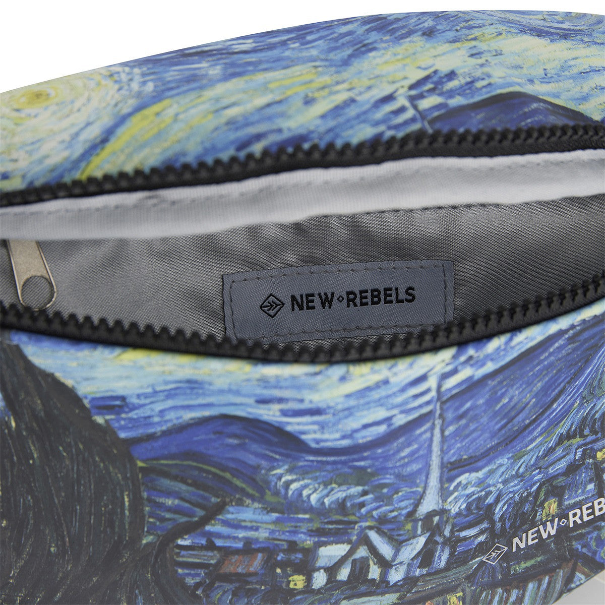 New Rebels Brooklyn Waistbag – Bauchtasche mit Van Gogh Sternennacht, wasserabweisend & leicht