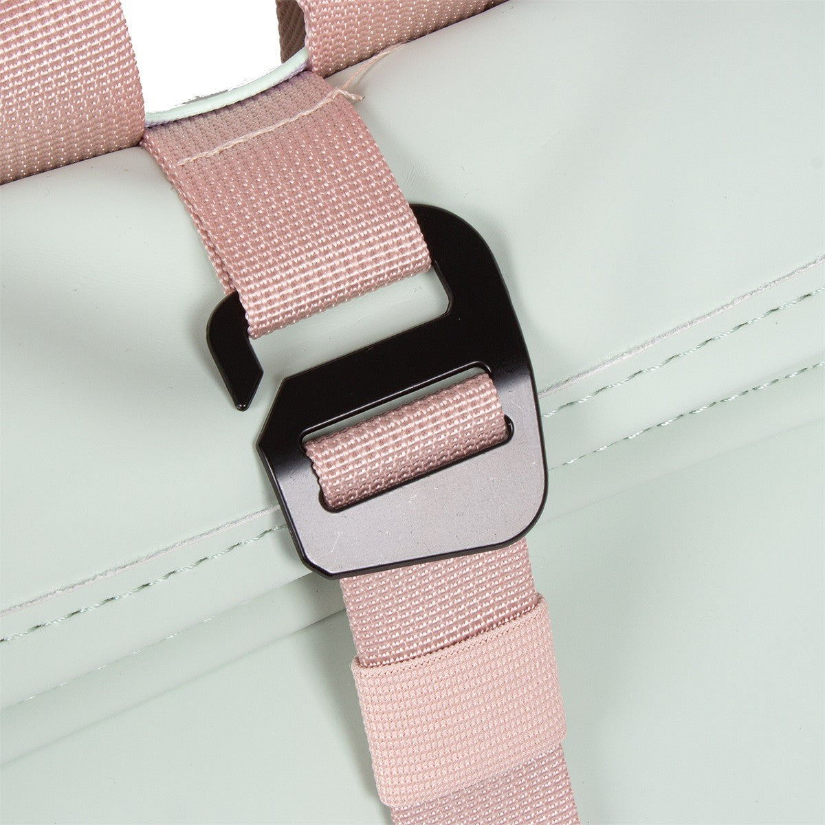 New Rebels Tim Roll Up Rolltop City Rucksack Los Angeles wasserabweisend mint grün / rosé