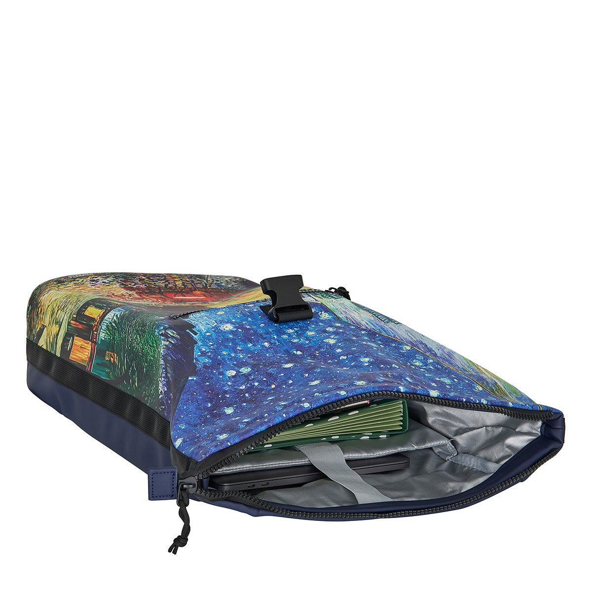 New Rebels Rucksack New York – Stylischer Rolltop mit Kunstmotiv Van Gogh Caféterrasse am Abend, wasserabweisend & praktisch