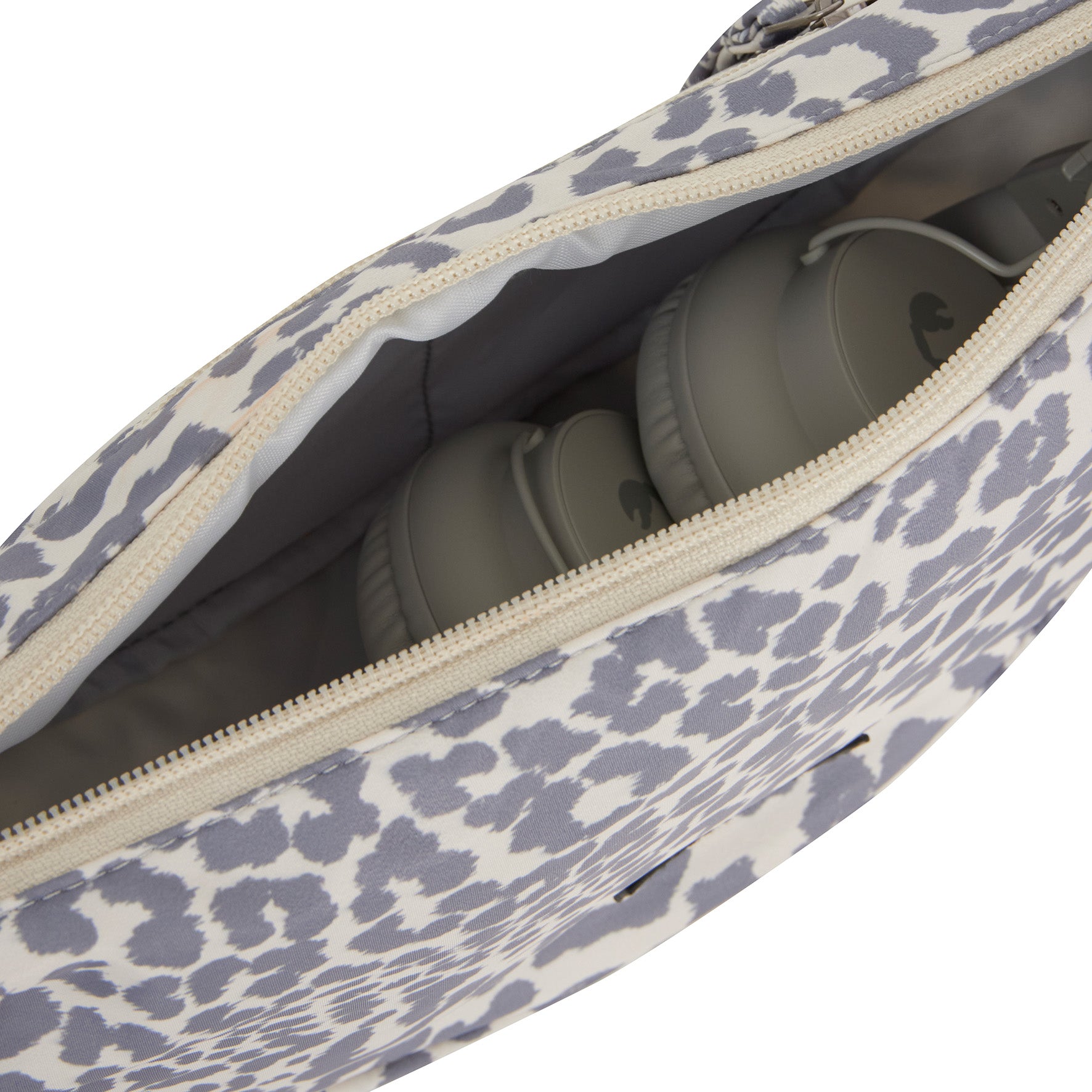 New Rebels Moonbag „Stay Wild" – Crossbody-Tasche mit Leopard-Print beige, Nylon, 32 × 16 cm