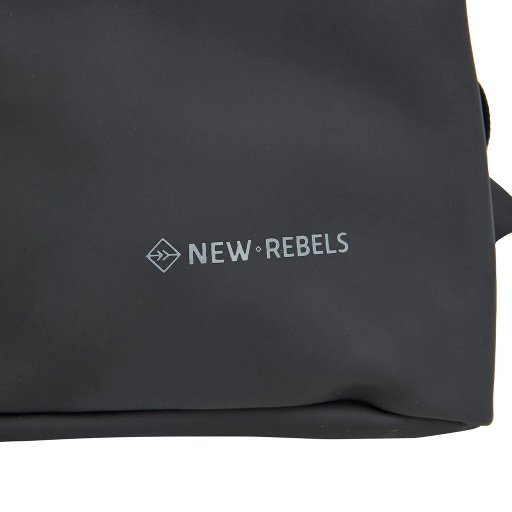 New Rebels Backham Roll Up Rolltop City Rucksack Los Angeles wasserabweisend Schwarz Grau