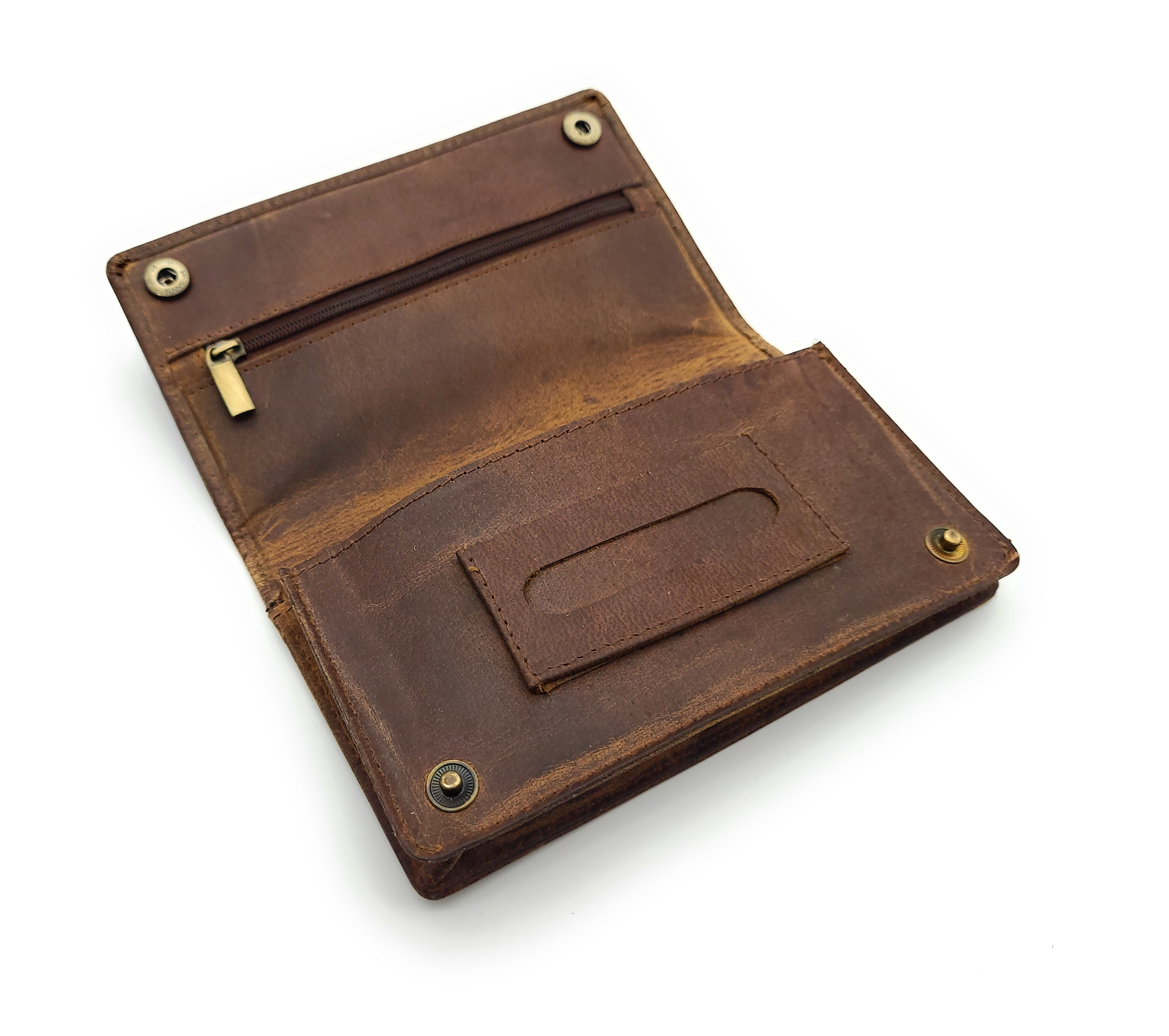 Tabakbeutel aus Büffelleder – Komfortgröße, passend für 30 g Tabakpackungen, mit Blättchenfach & Reißverschlussfächern, braun