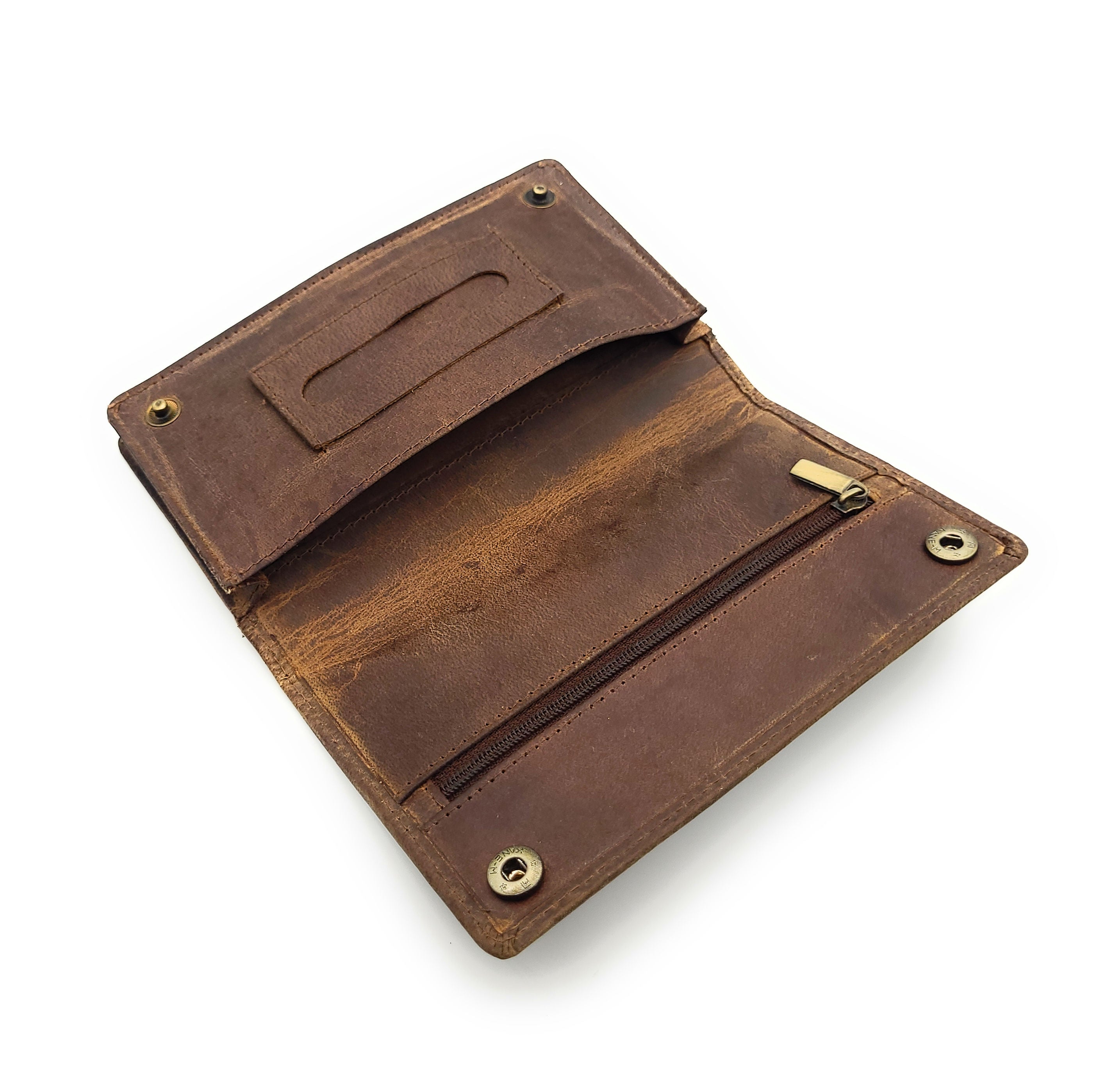 Tabakbeutel aus Büffelleder – Komfortgröße, passend für 30 g Tabakpackungen, mit Blättchenfach & Reißverschlussfächern, braun