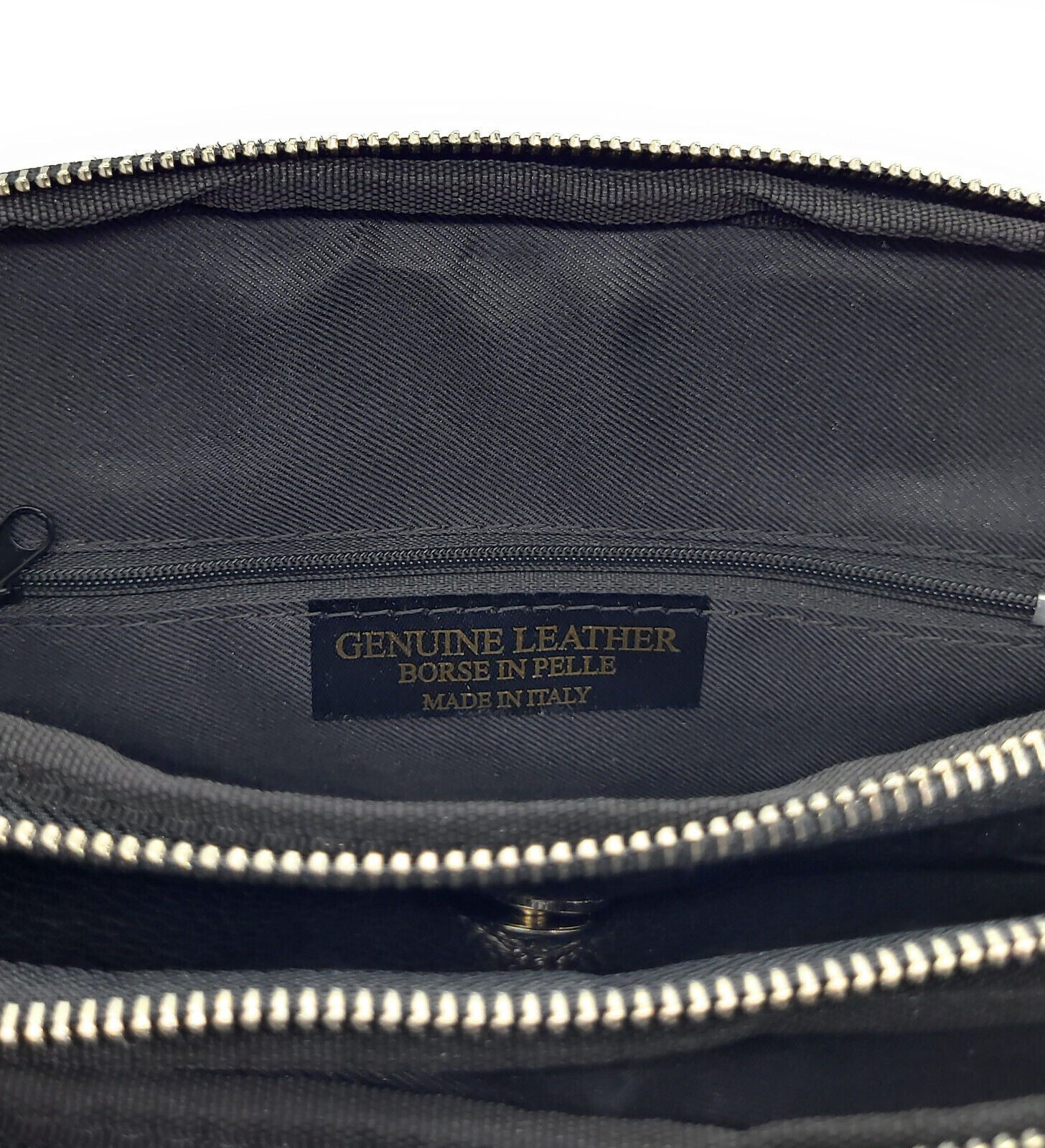 Elegante schwarze Echtleder-Handtasche für Damen – Made in Italy | Kleine Umhängetasche mit Schultergurt & Tragehenkel – zeitloses Design & hochwertige Verarbeitung