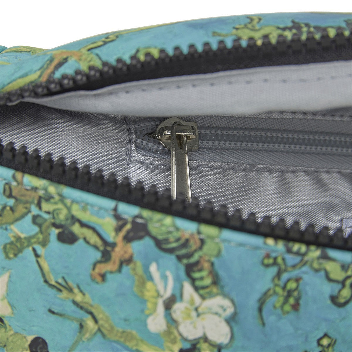 New Rebels Brooklyn Waistbag – Bauchtasche Van Gogh Mandelbaumzweige, wasserabweisend & leicht