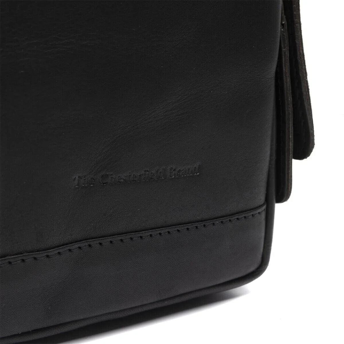 The Chesterfield Brand echt Leder Crossbag Slingbag Crossbodybag Umhängetasche Riga schwarz