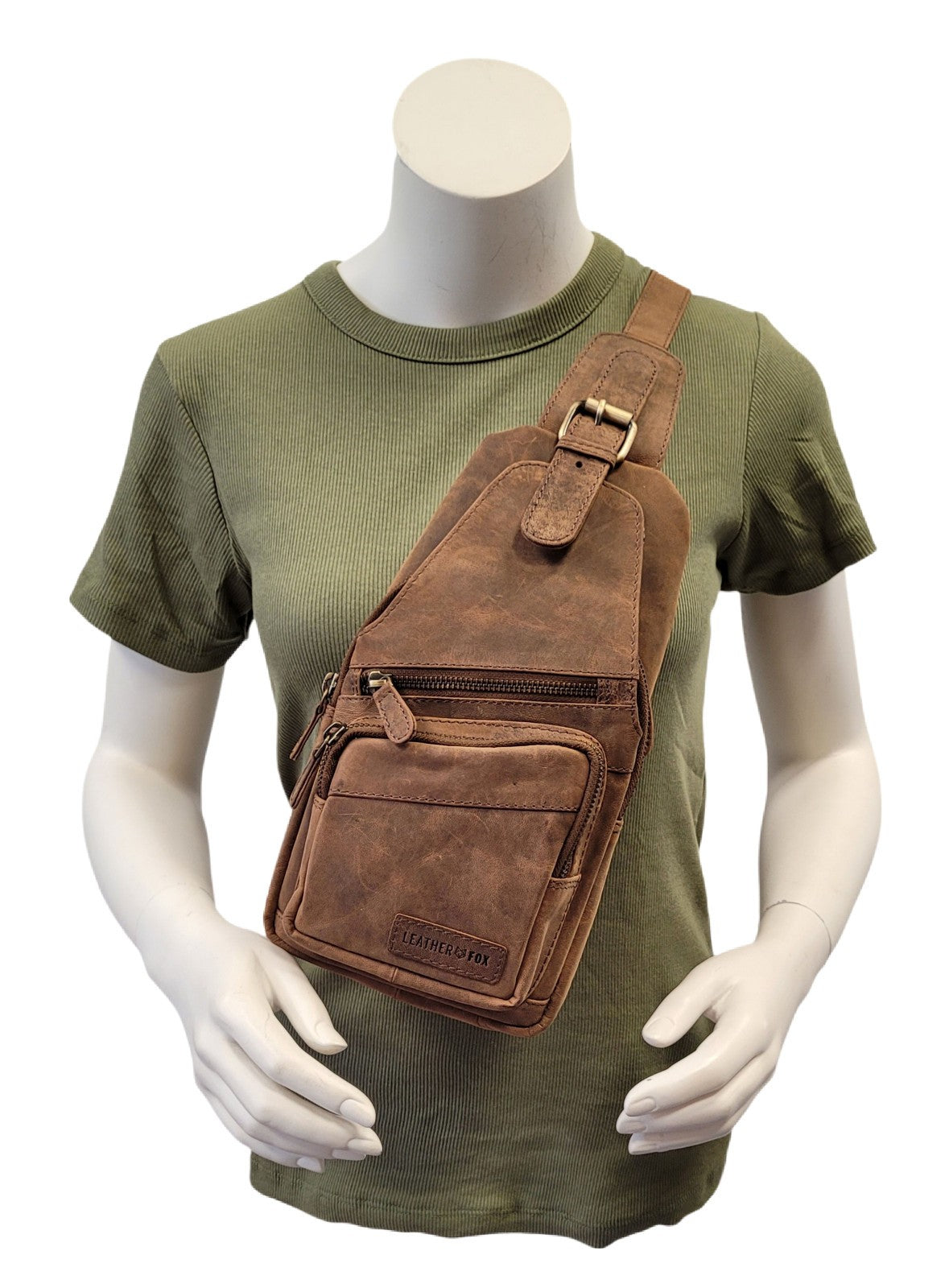 Leatherfox Slingbag aus echtem Hunterleder – mittelgroße Unisex-Umhängetasche mit 2 Fronttaschen, verstellbarem Gurt & karierter Innenausstattung