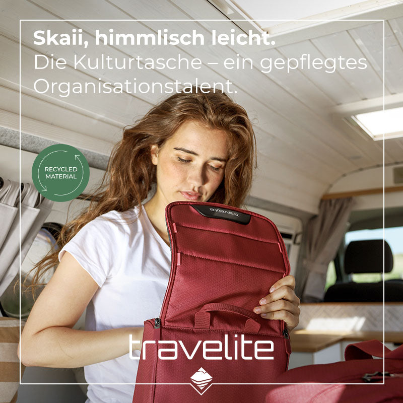 Travelite Skaii Kulturtasche Kulturbeutel zum Hängen aus recyceltem Polyester Farbe Abendrot