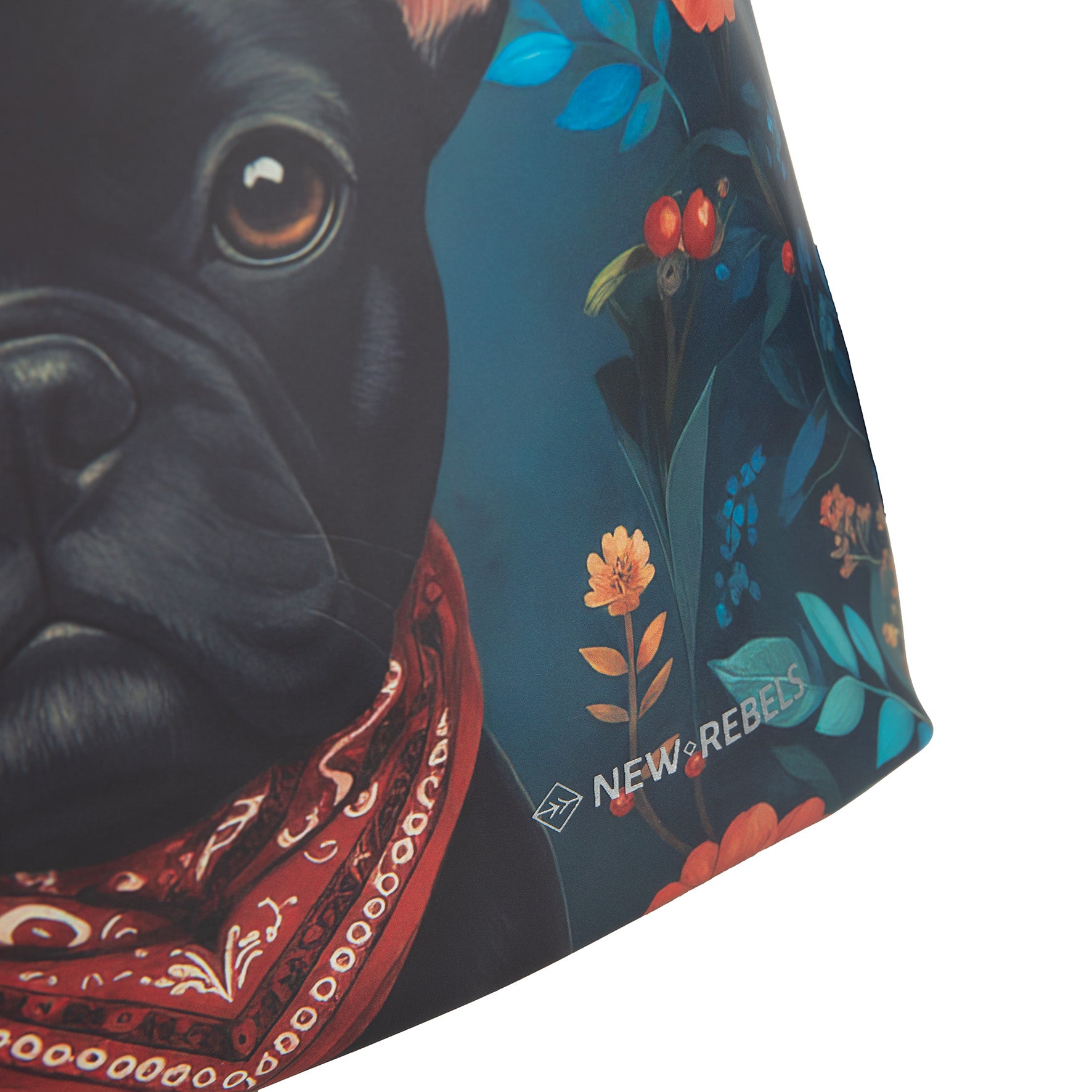 New Rebels Rolltop Cityrucksack Los Angeles – Stylischer Rolltop Rucksack mit Bulldogge - Design, Wasserabweisend & Praktisch