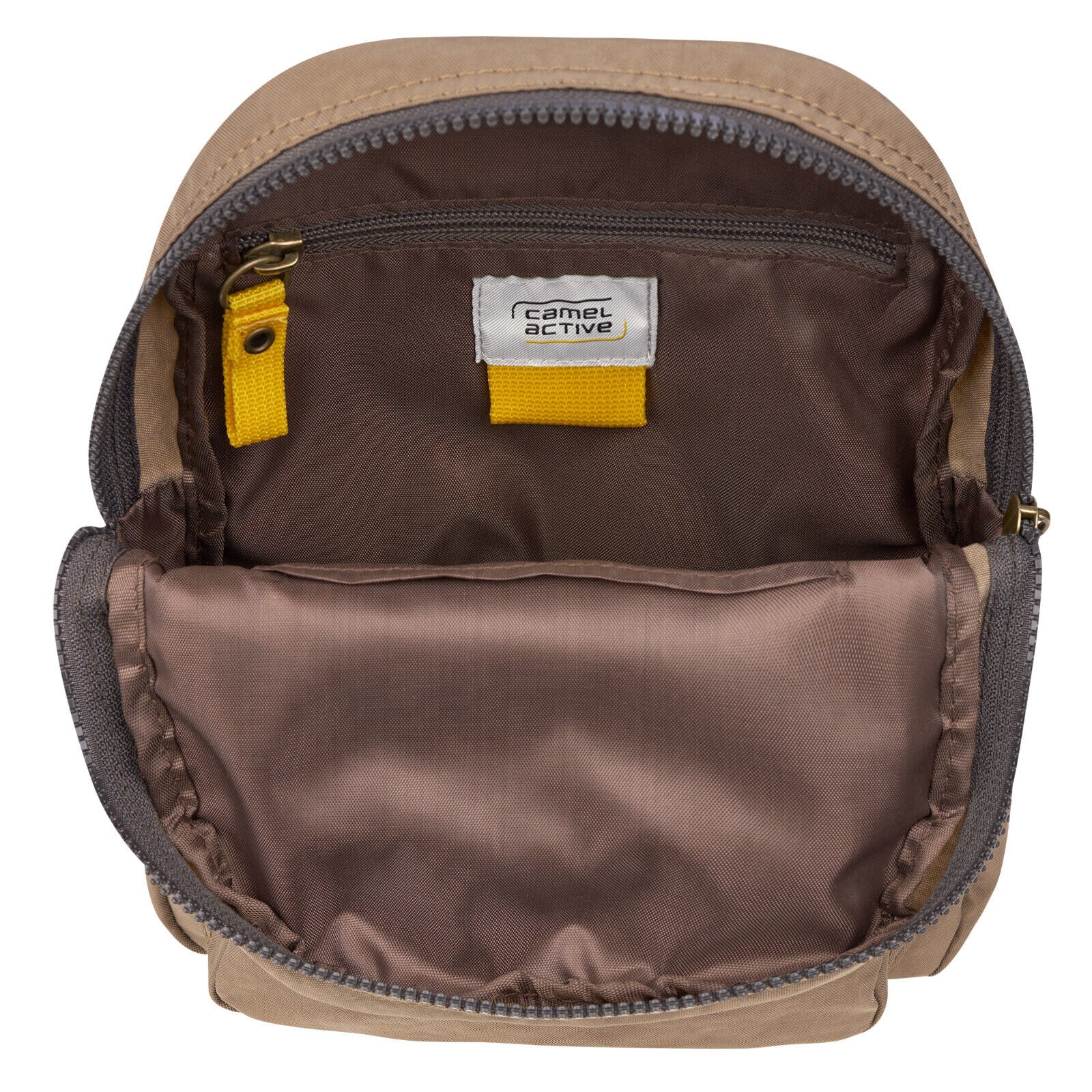 Camel Active Sling Bag JOURNEY – Leichter & robuster Umhängerucksack sand