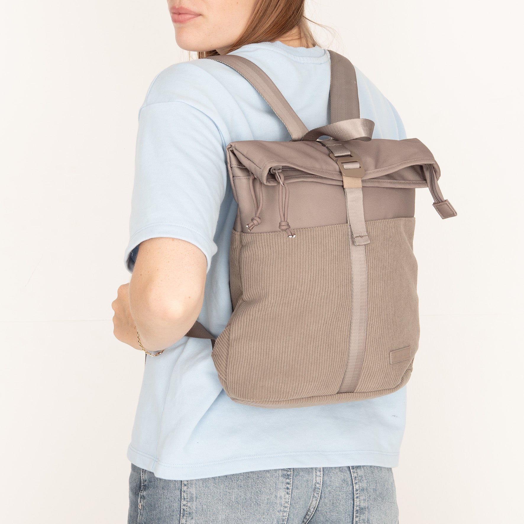 New Rebels Ribbi Roll Up Rolltop City Rucksack Los Angeles Kordoptik taupe