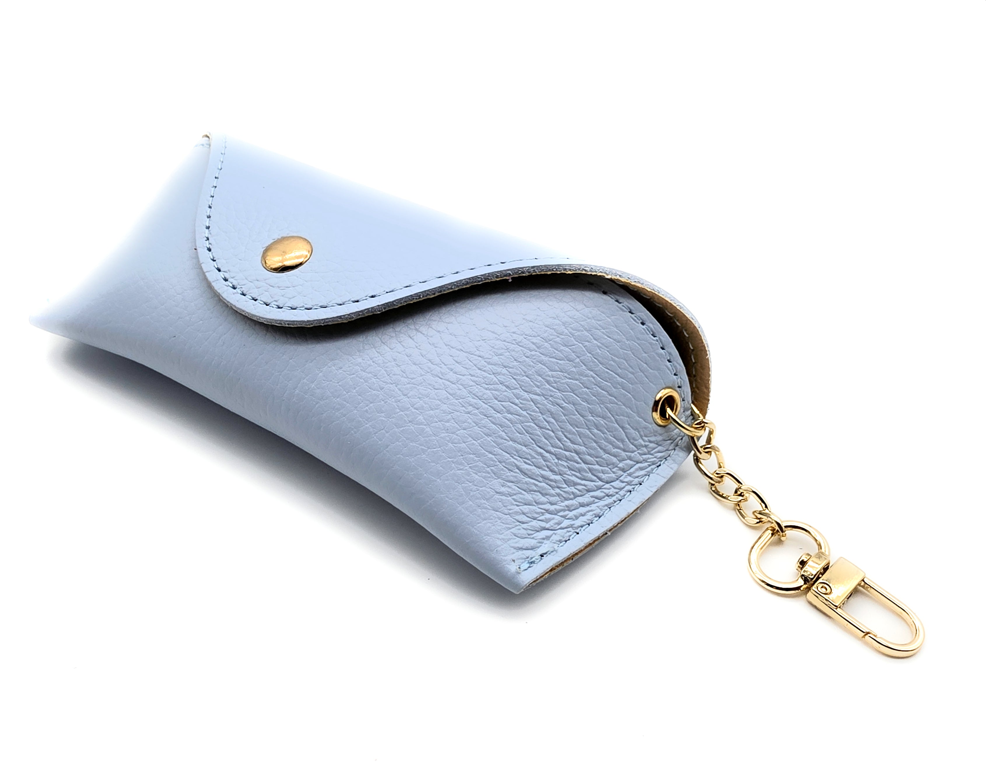 Brillenetui aus echtem Leder mit Magnetverschluss und Karabinerkette – Made in Italy hellblau