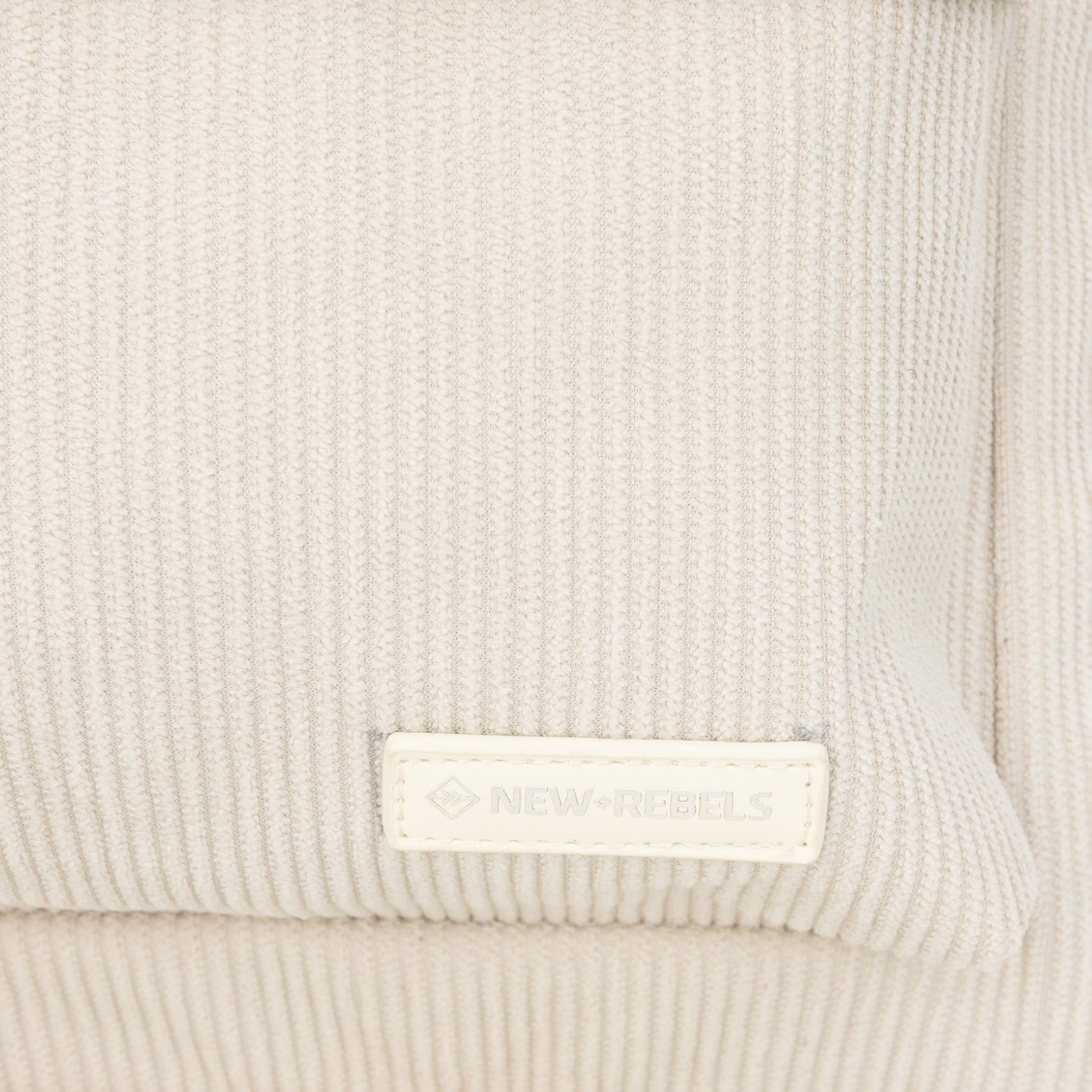 New Rebels Rucksack Ribbi Springfield mit Kordoptik und Tabletfach beige