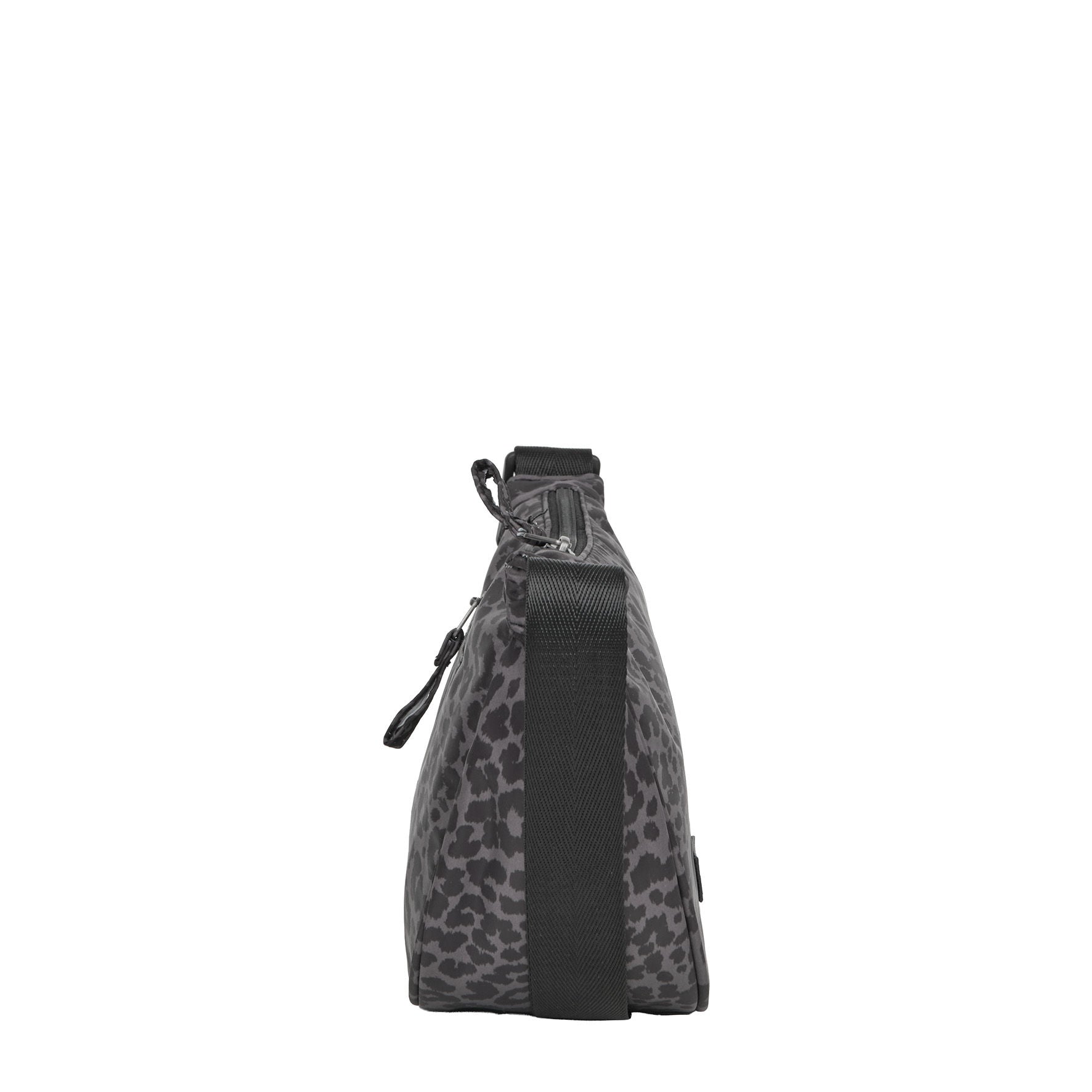 New Rebels Moonbag „Stay Wild" – Crossbody-Tasche mit Leopard-Print black, Nylon, 32 × 16 cm
