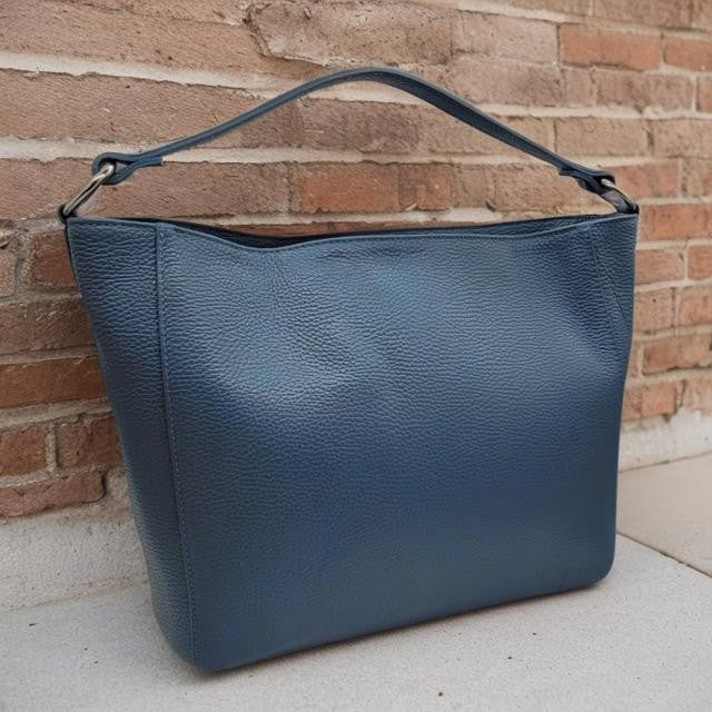 Elegante Damen-Handtasche aus Echtleder Blau-Grau – Made in Italy – Schultergurt, Reißverschluss & Innenfächer