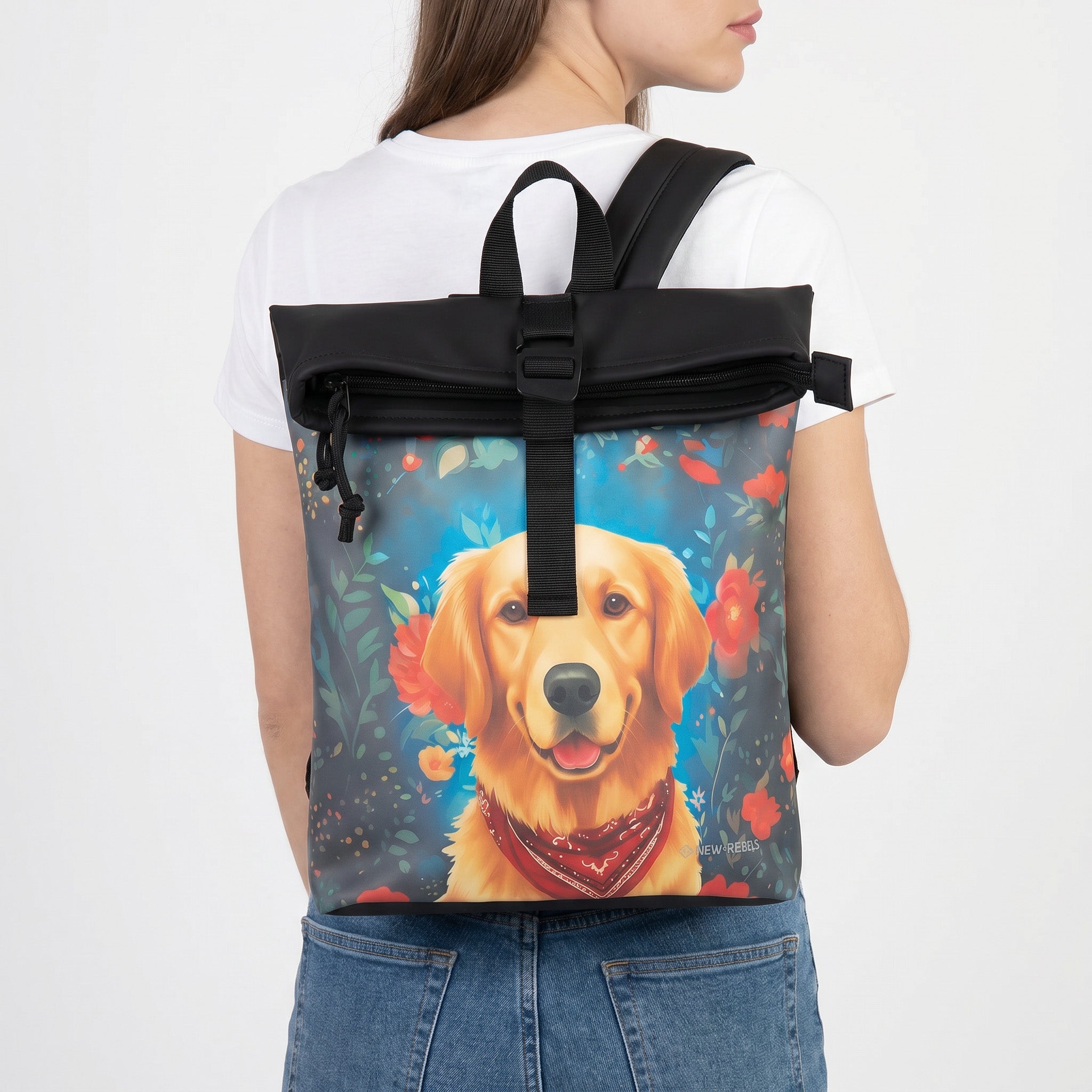 New Rebels Rolltop Cityrucksack Los Angeles – Stylischer Rolltop Rucksack mit Golden Retriever -Design, Wasserabweisend & Praktisch