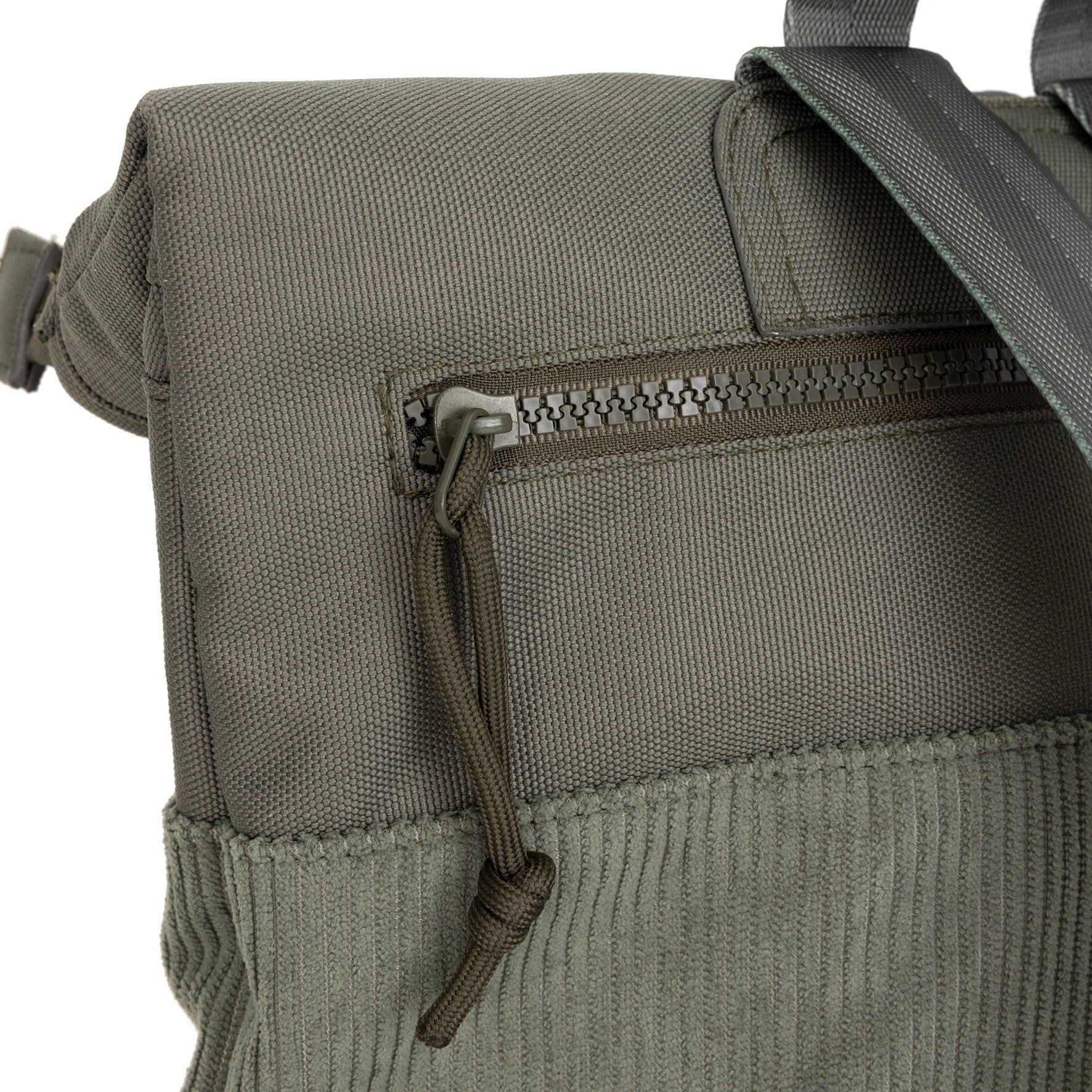 New Rebels Ribbi Roll Up Rolltop City Rucksack Los Angeles Kordoptik grün
