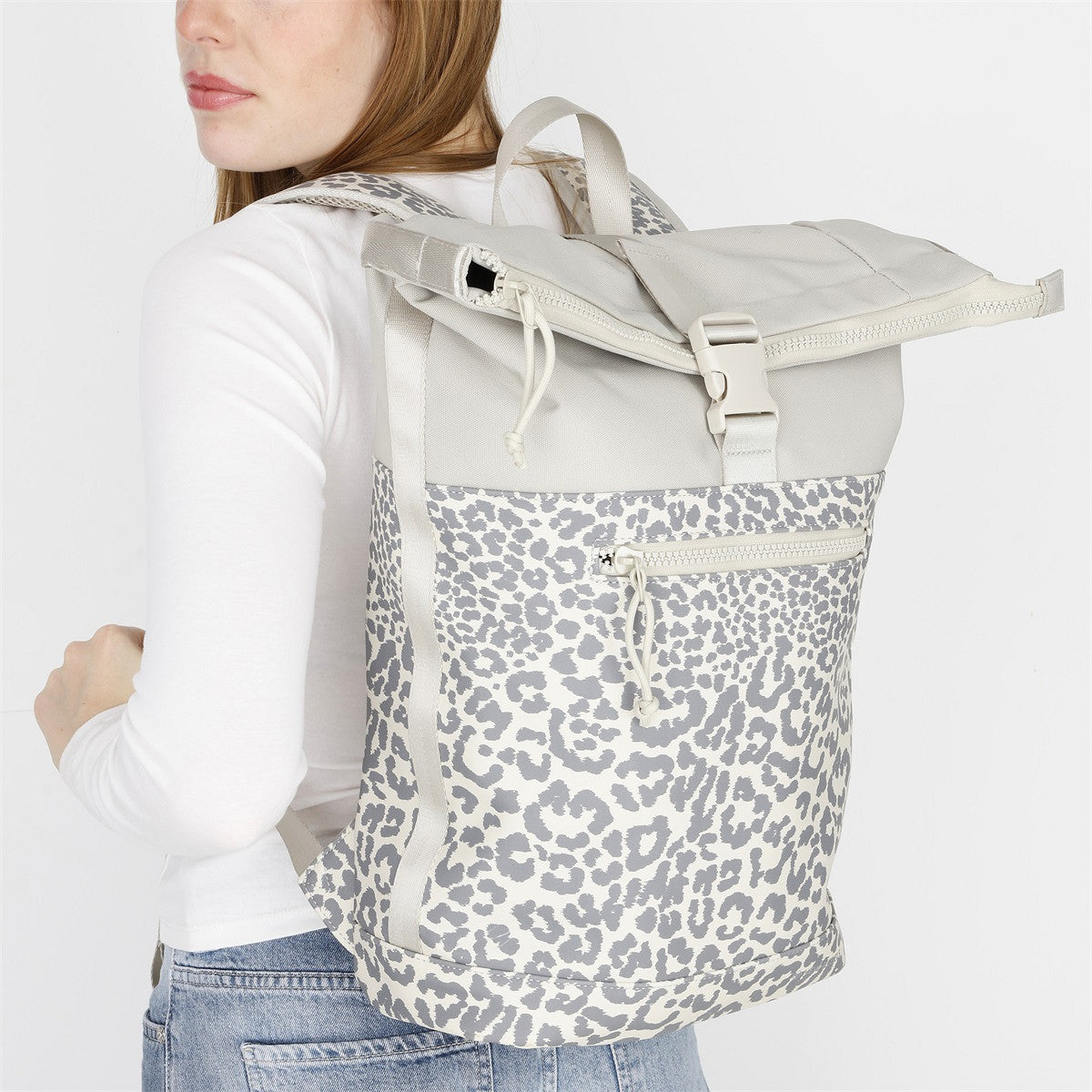 New Rebels Roll Up Rolltop Kurier Rucksack New York, wasserabweisend, Laptopfach Leopard