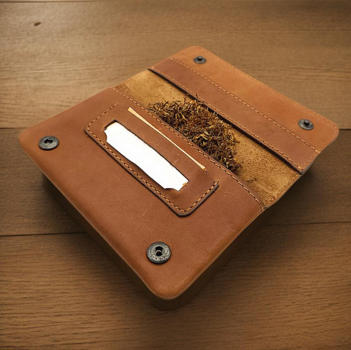Hill Burry echt Leder Tabakbeutel Tabaktasche Tabak Etui Blättchen Fach braun